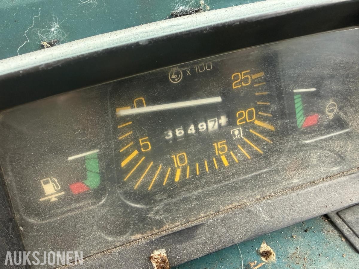 1987 Ford 4610 m/Turbo Kun 3649 timer