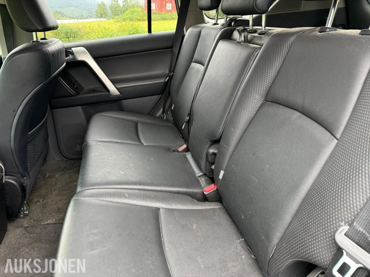2013 Toyota, LAND CRUISER 3.0-190 D 4WD, 203500km 5 Seter