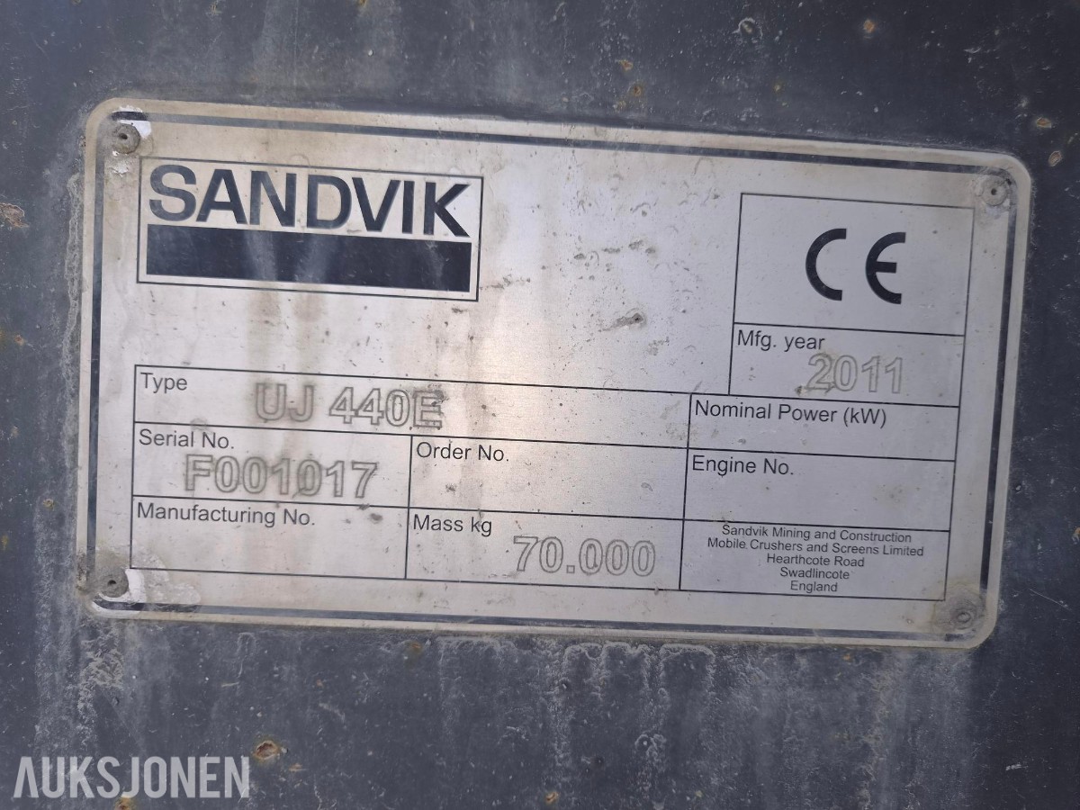 2011 Sandvik UJ440E knuser