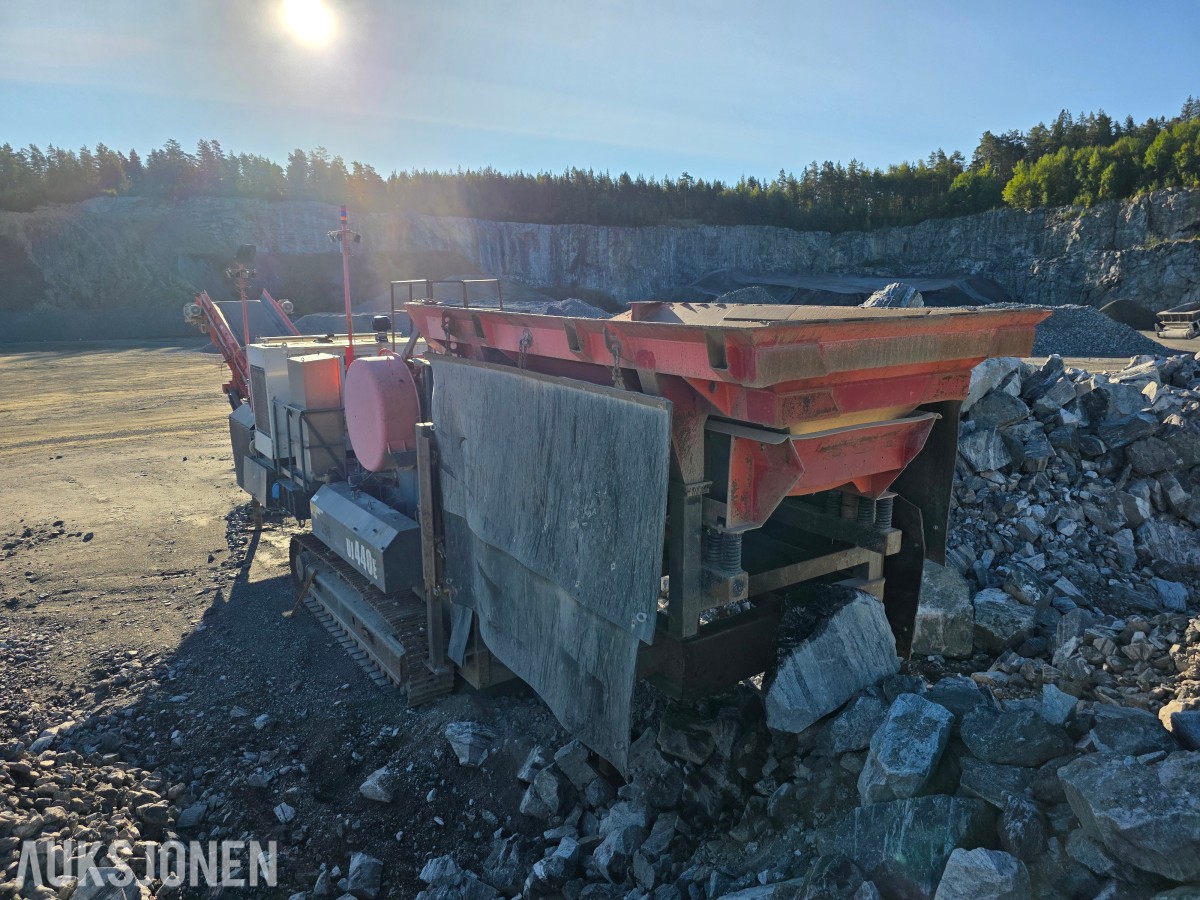 2011 Sandvik UJ440E knuser