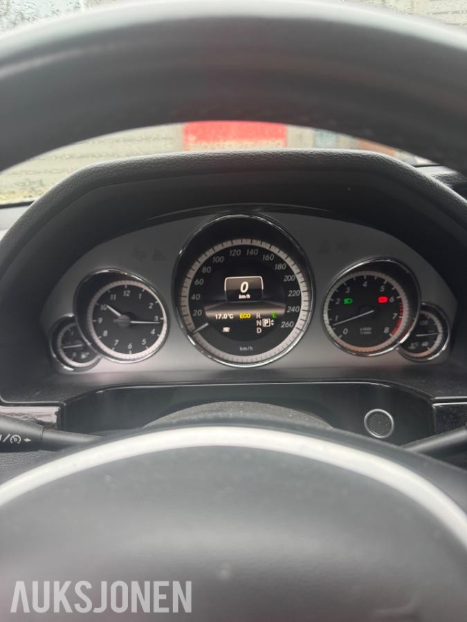 2012 Mercedes-Benz E-Klasse, E200, 141000km, Automat, EU OK til 03.2028