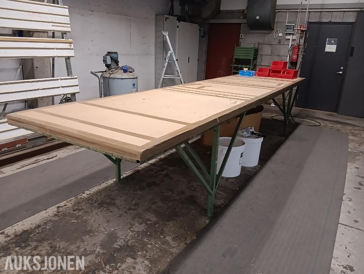 Arbeidsbord 120X500cm Høyde 90cm uten hjul Industri m.m