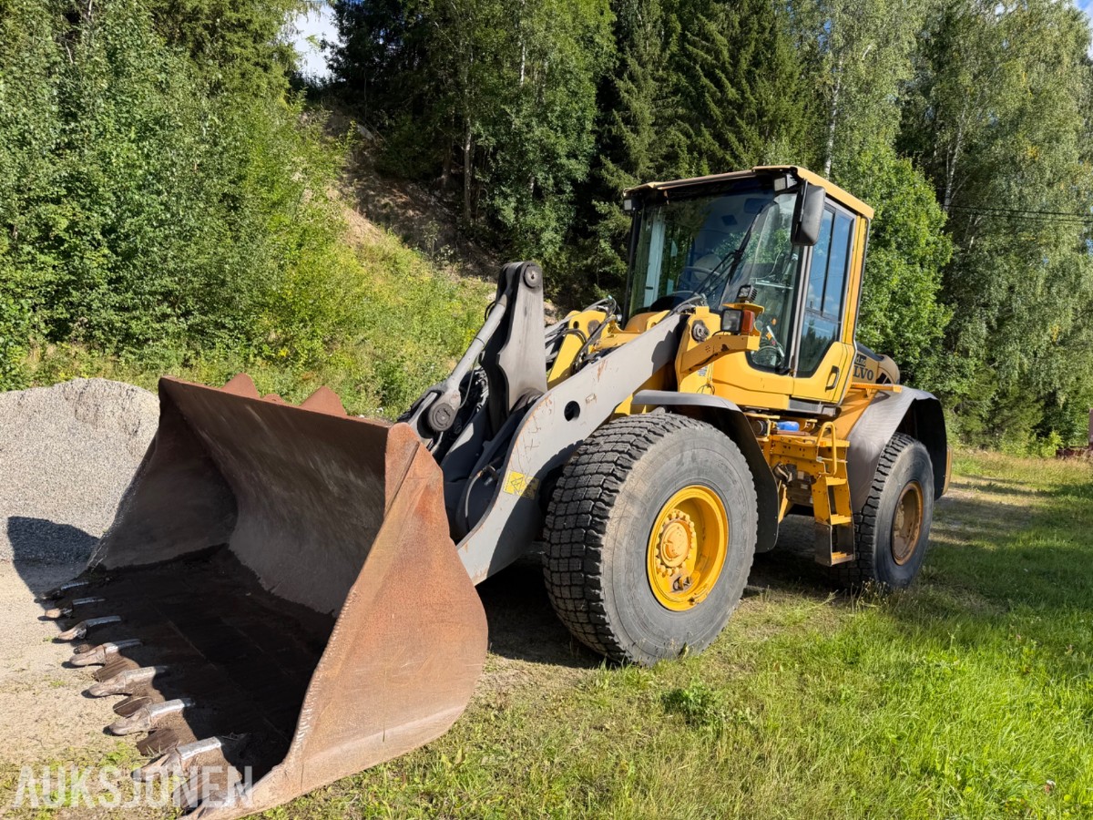 Volvo L90F Hjullaster m/Slagkraft 190 og 210 klippepanne