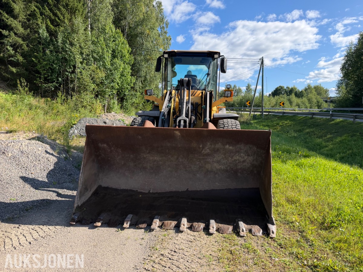 Volvo L90F Hjullaster m/Slagkraft 190 og 210 klippepanne