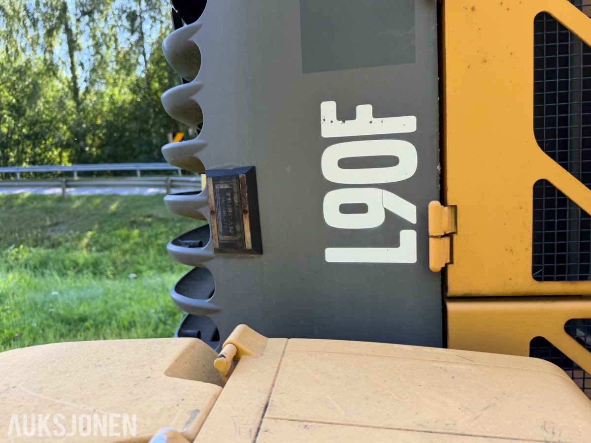 Volvo L90F Hjullaster m/Slagkraft 190 og 210 klippepanne