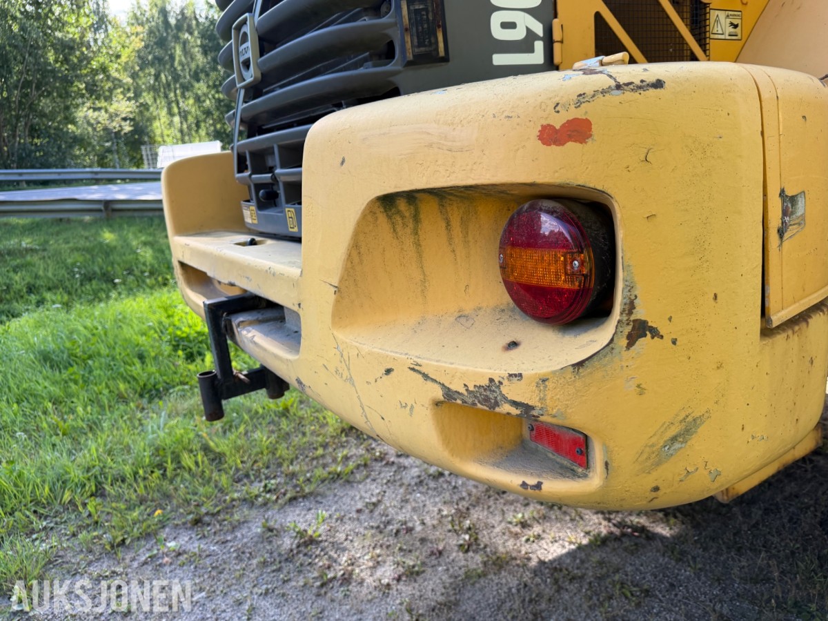Volvo L90F Hjullaster m/Slagkraft 190 og 210 klippepanne