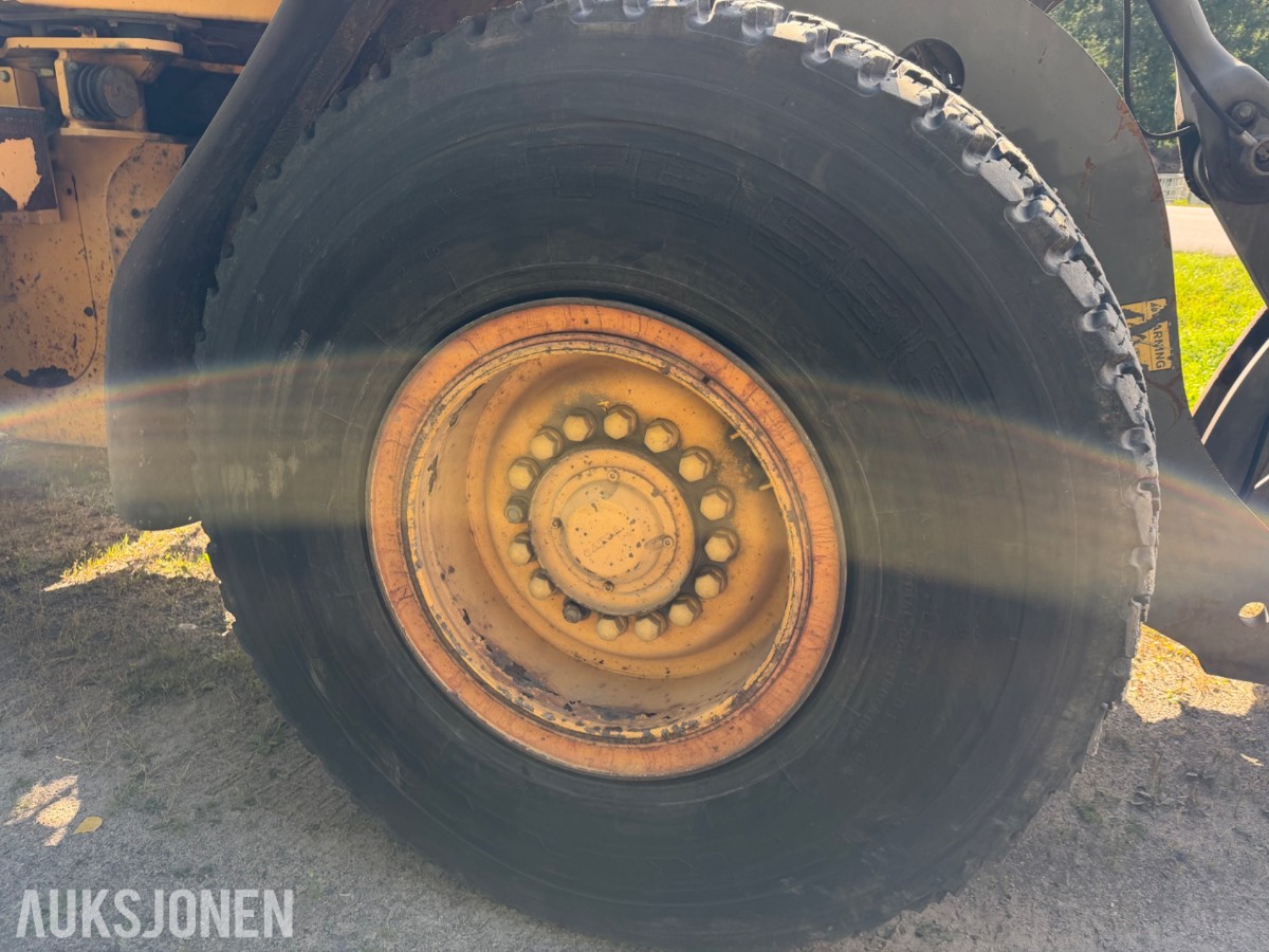 Volvo L90F Hjullaster m/Slagkraft 190 og 210 klippepanne