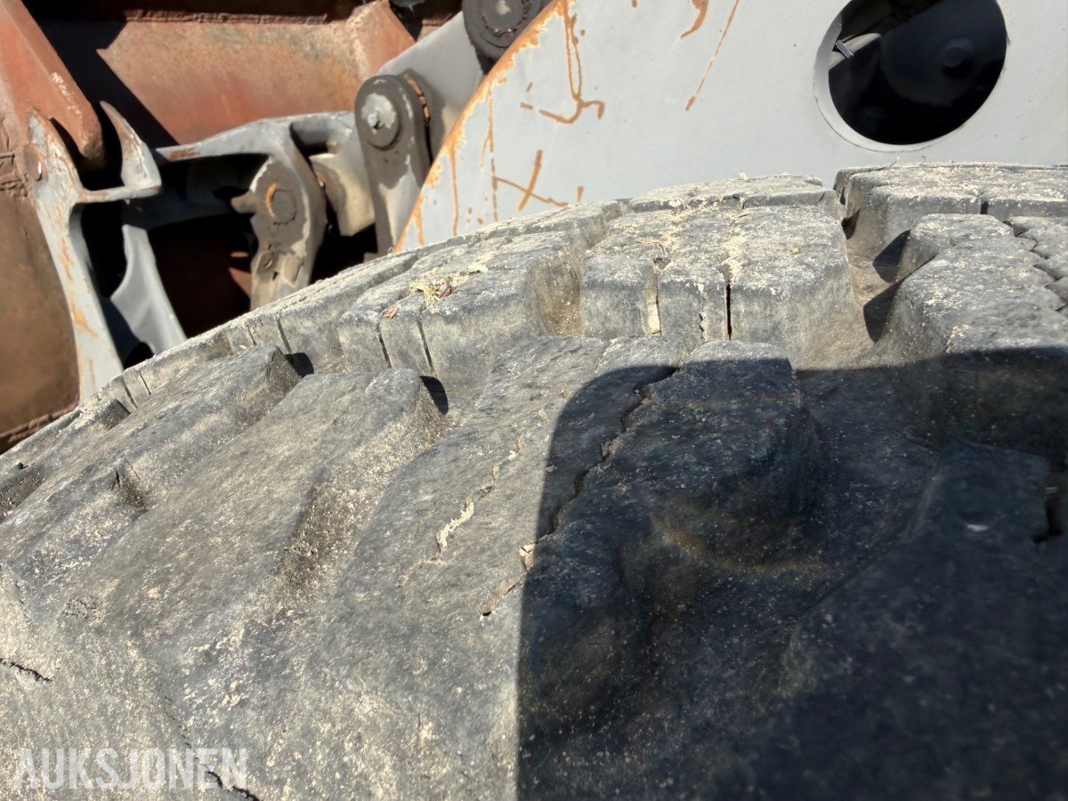 Volvo L90F Hjullaster m/Slagkraft 190 og 210 klippepanne
