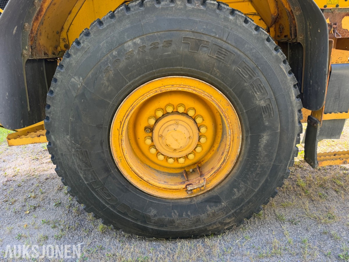 Volvo L90F Hjullaster m/Slagkraft 190 og 210 klippepanne