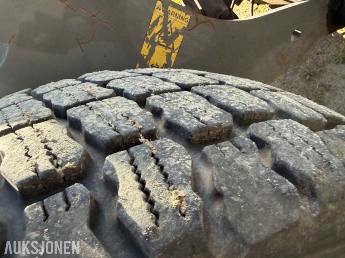 2008 mod. Volvo L90F Hjullaster m/grusskuffe