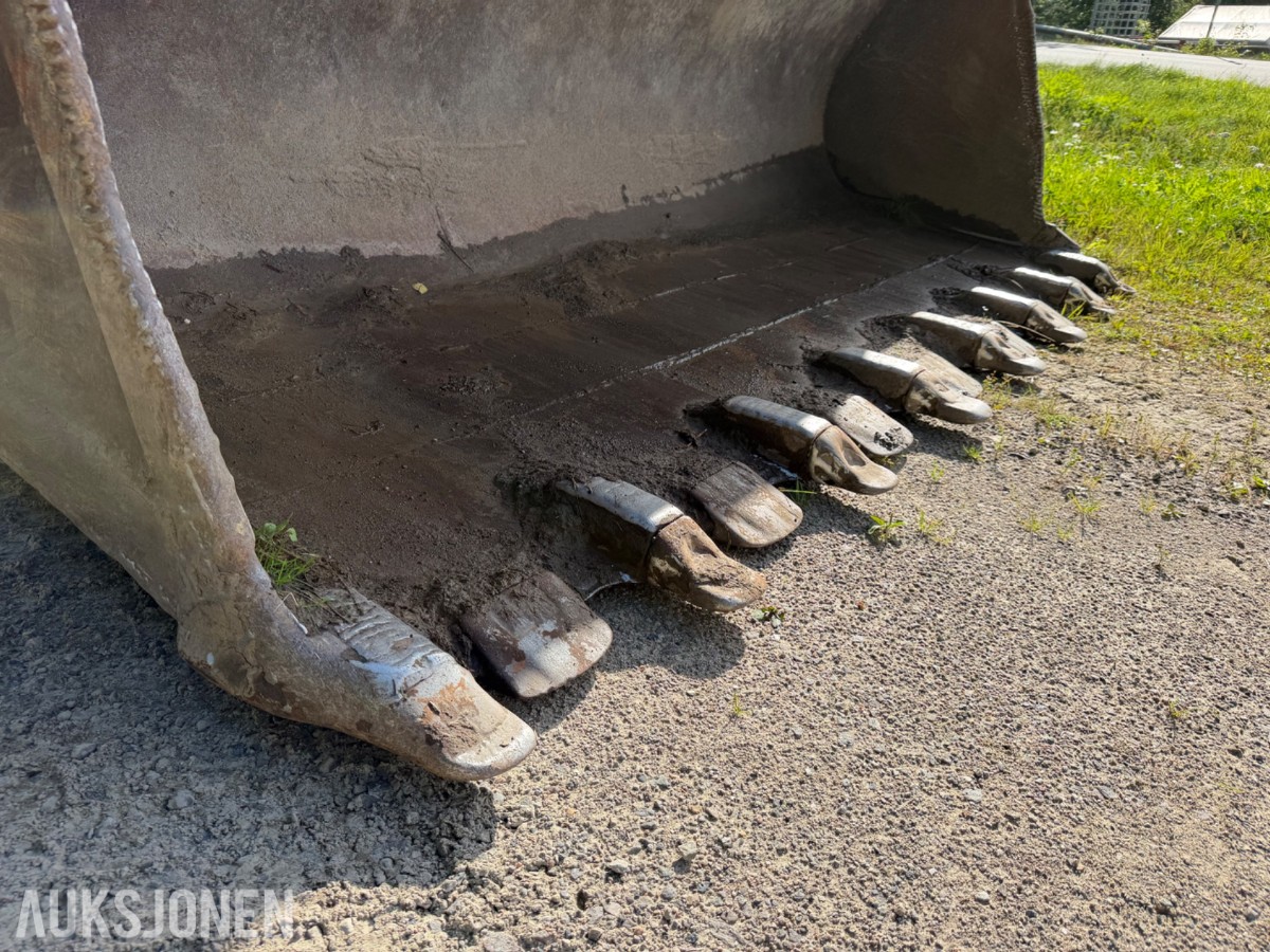 Volvo L90F Hjullaster m/Slagkraft 190 og 210 klippepanne