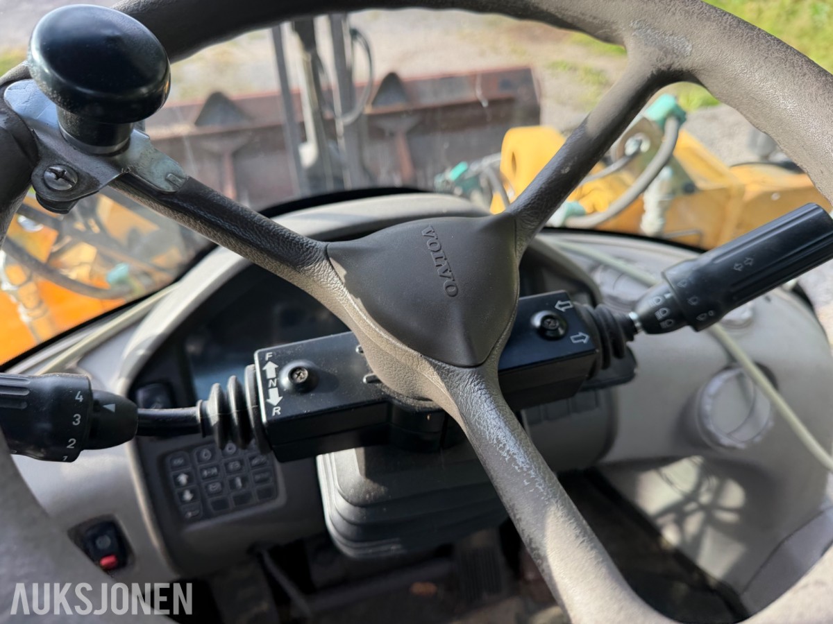 Volvo L90F Hjullaster m/Slagkraft 190 og 210 klippepanne