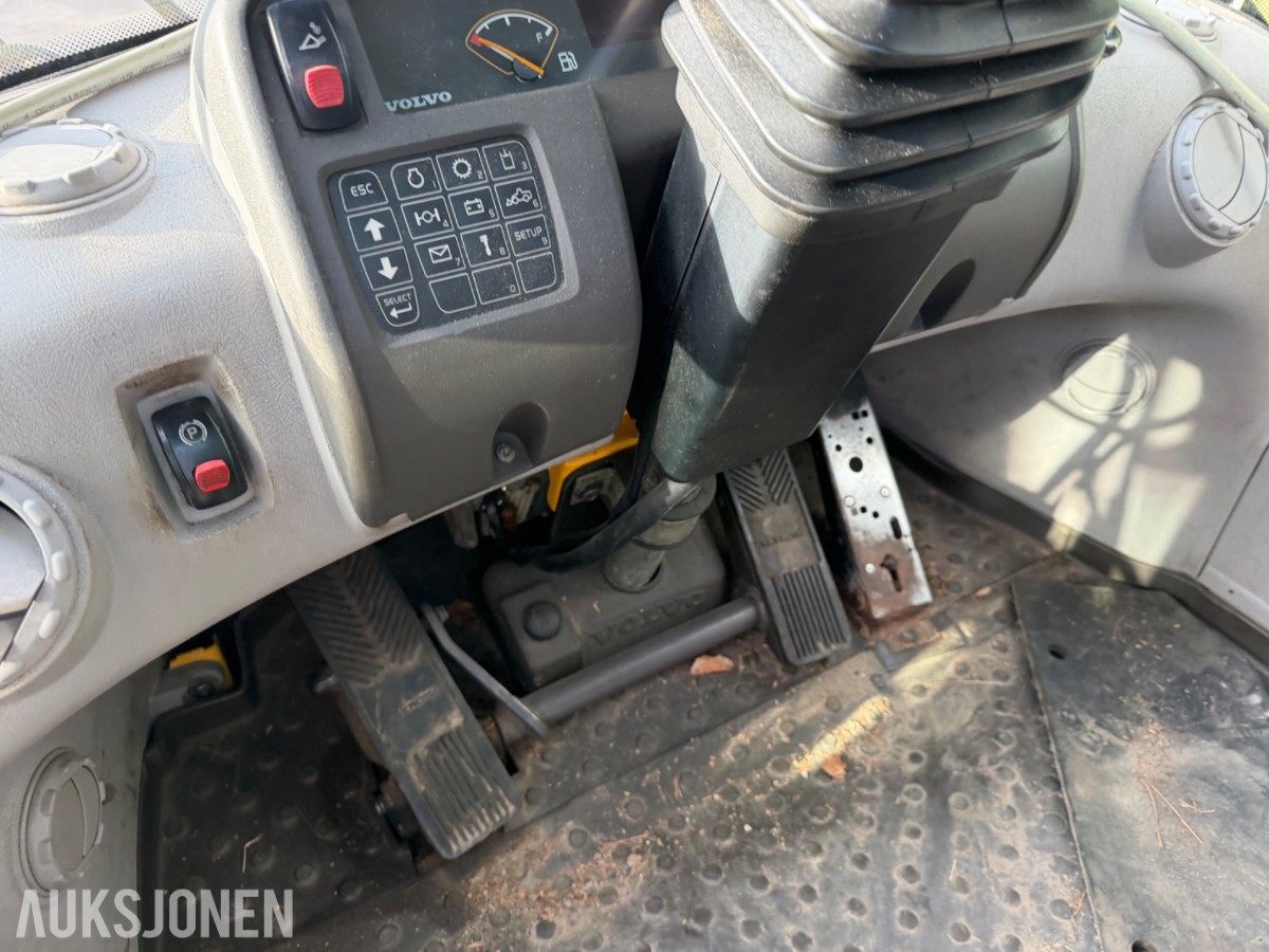 Volvo L90F Hjullaster m/Slagkraft 190 og 210 klippepanne