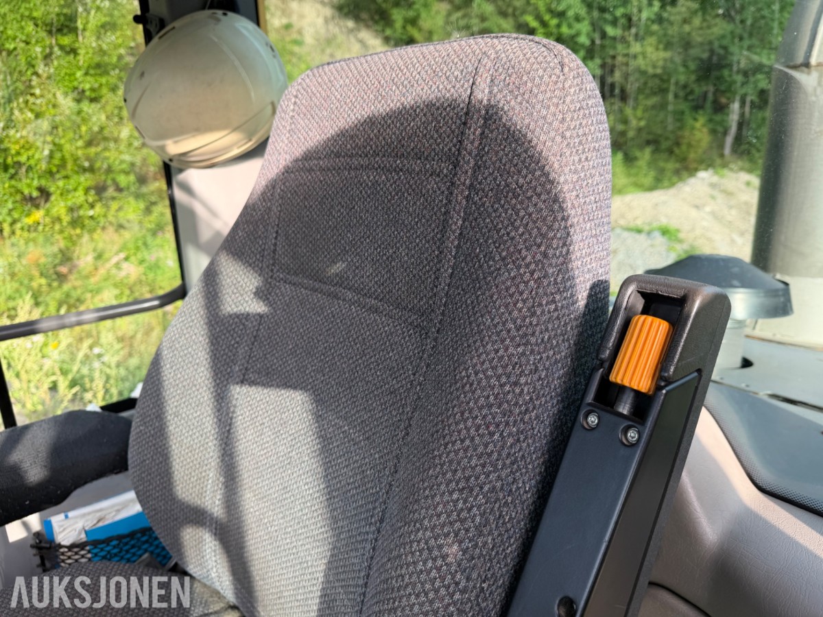 Volvo L90F Hjullaster m/Slagkraft 190 og 210 klippepanne