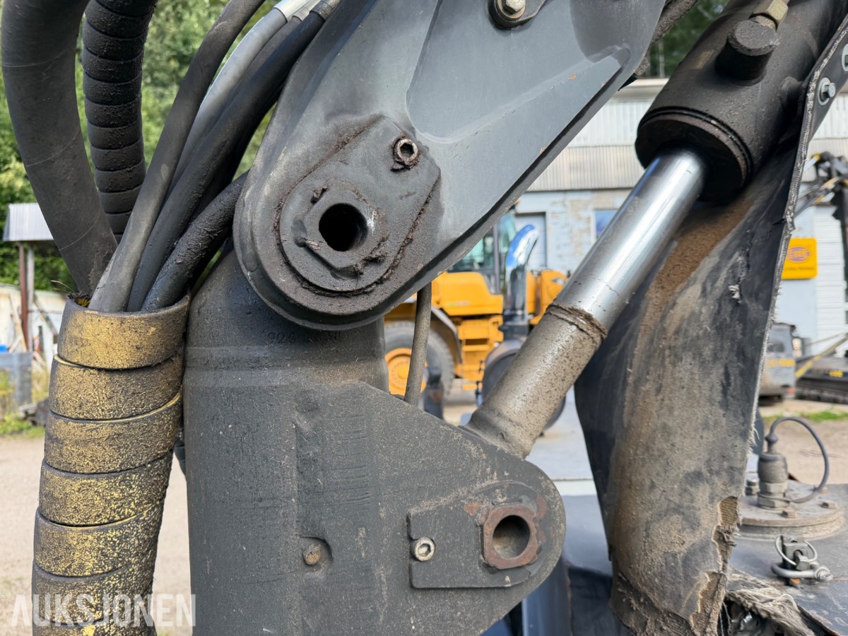 Volvo L90F Hjullaster m/Slagkraft 190 og 210 klippepanne
