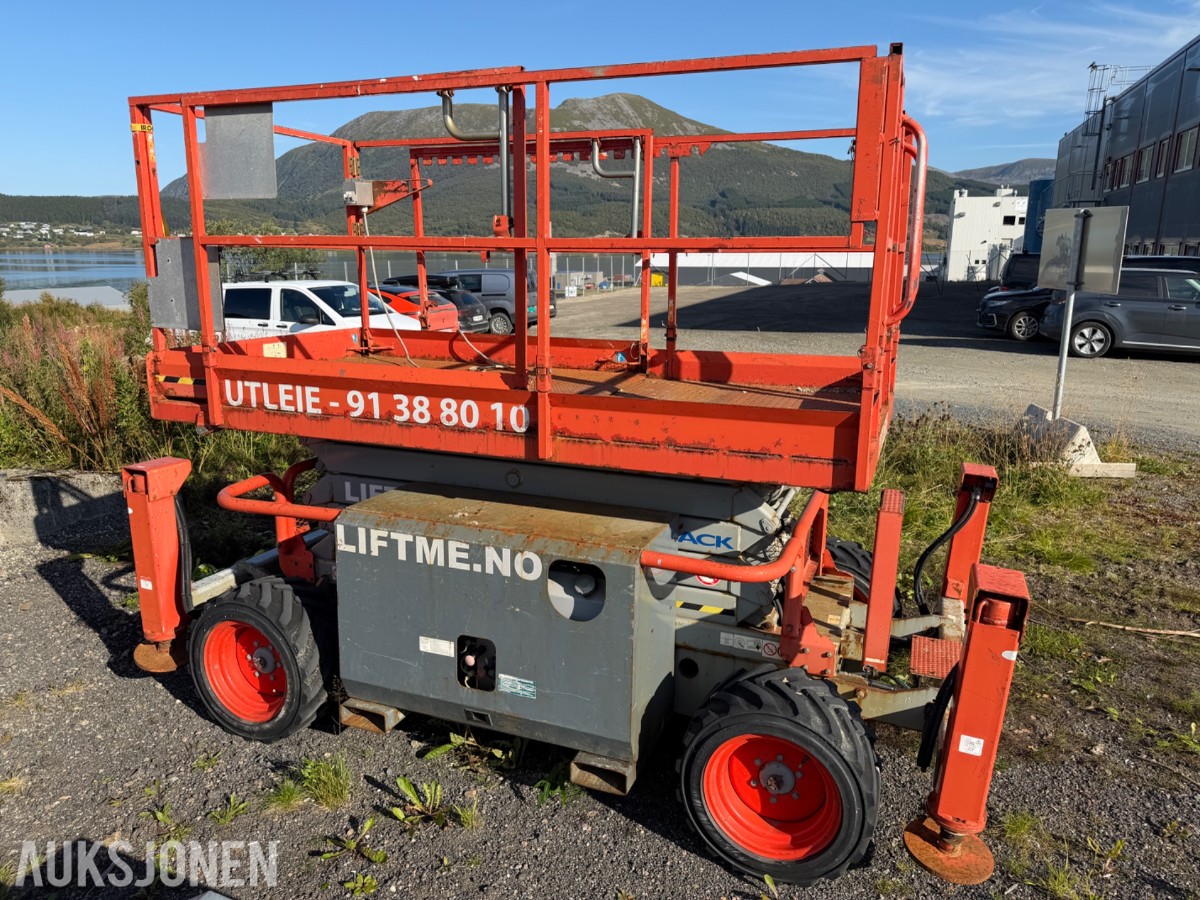2011 SkyJack SJ 6832 RT sakselift