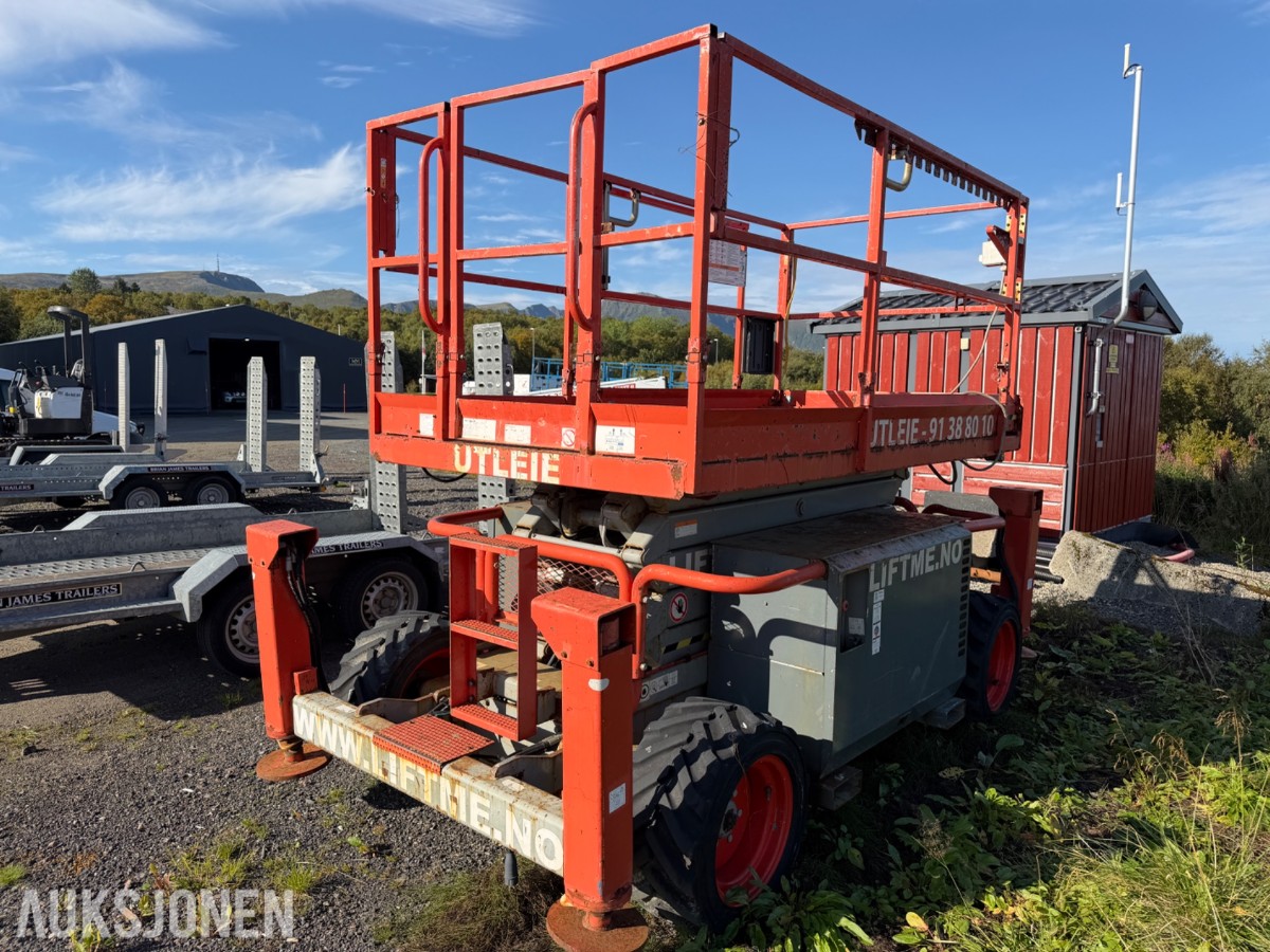 2011 SkyJack SJ 6832 RT sakselift