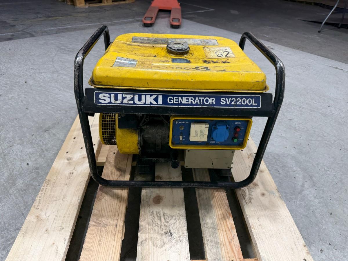 Suzuki SV2200L BENSINDREVET STRØMAGGREGAT 1,7 KVA