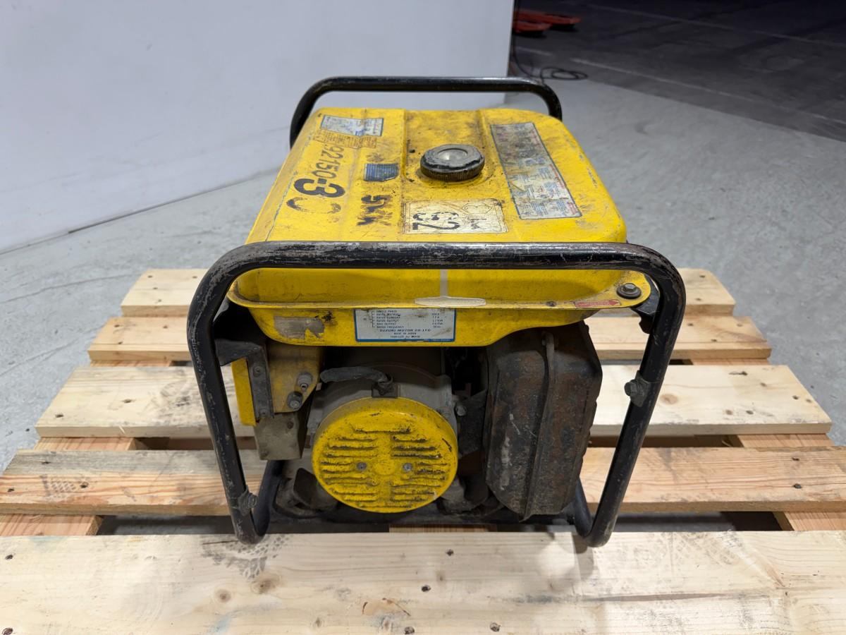 Suzuki SV2200L BENSINDREVET STRØMAGGREGAT 1,7 KVA