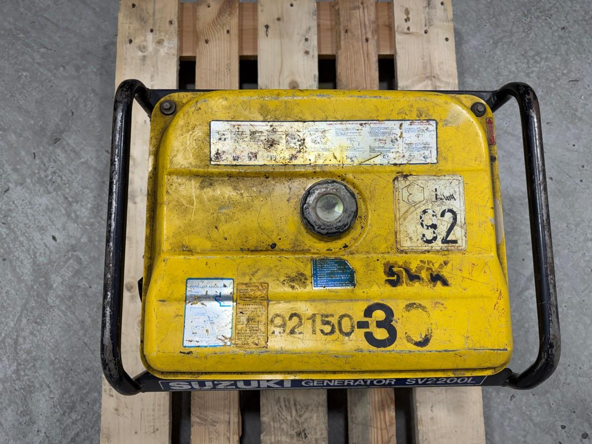 Suzuki SV2200L BENSINDREVET STRØMAGGREGAT 1,7 KVA