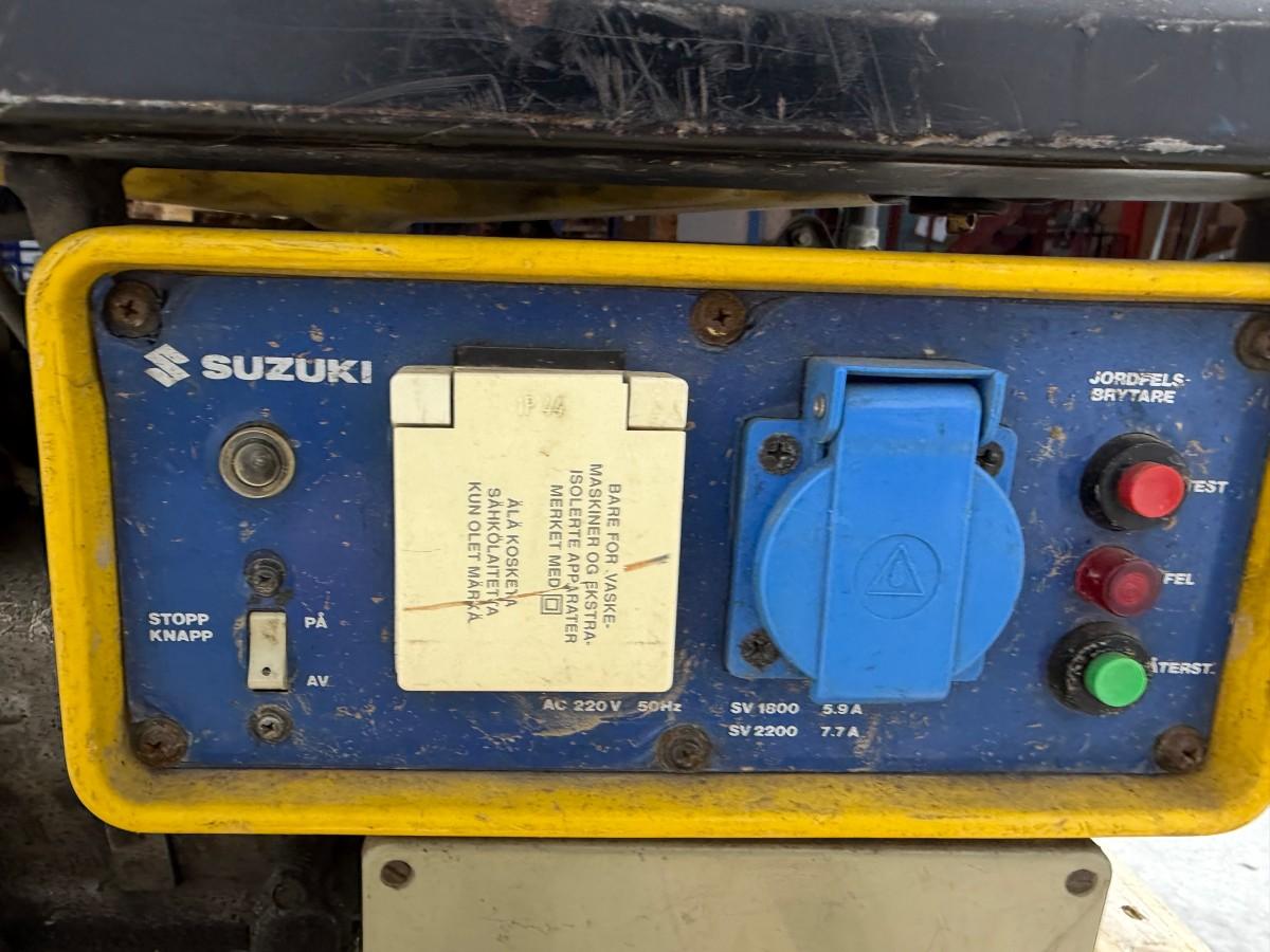 Suzuki SV2200L BENSINDREVET STRØMAGGREGAT 1,7 KVA