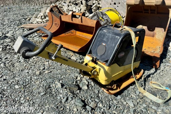 2018 PacLite IMP430DEA vibroplate