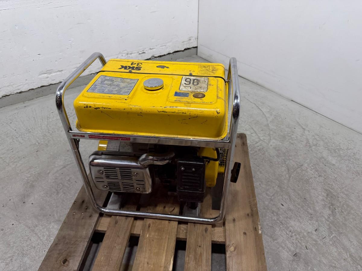 Suzuki SE3000A BENSINDREVET STRØMAGGREGAT 2,4 KVA