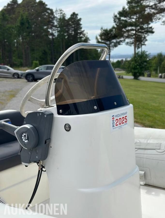 2014 Mercury Oceanrunner 420 med 2017 Evinrude E-Tec 50hk
