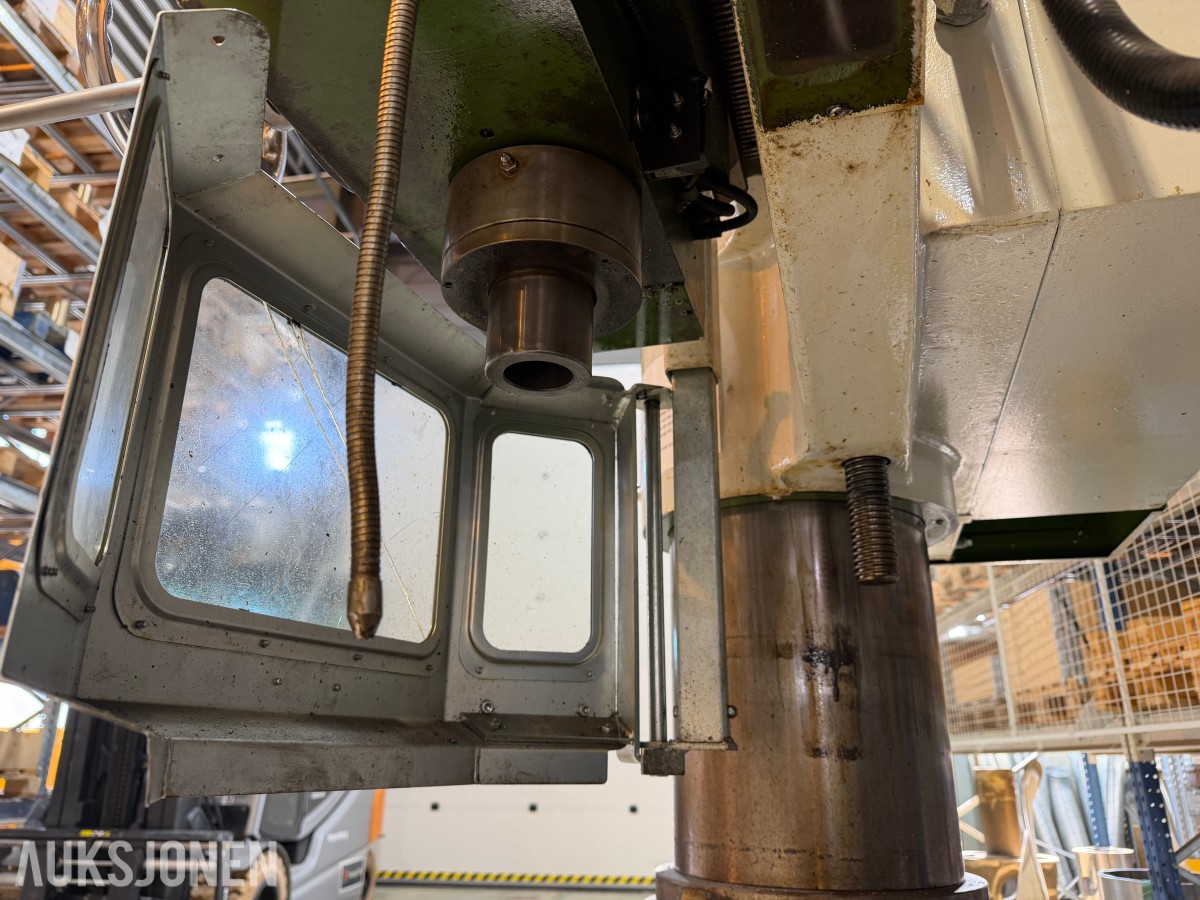 2002 Bemato RD-1300H radialboremaskin