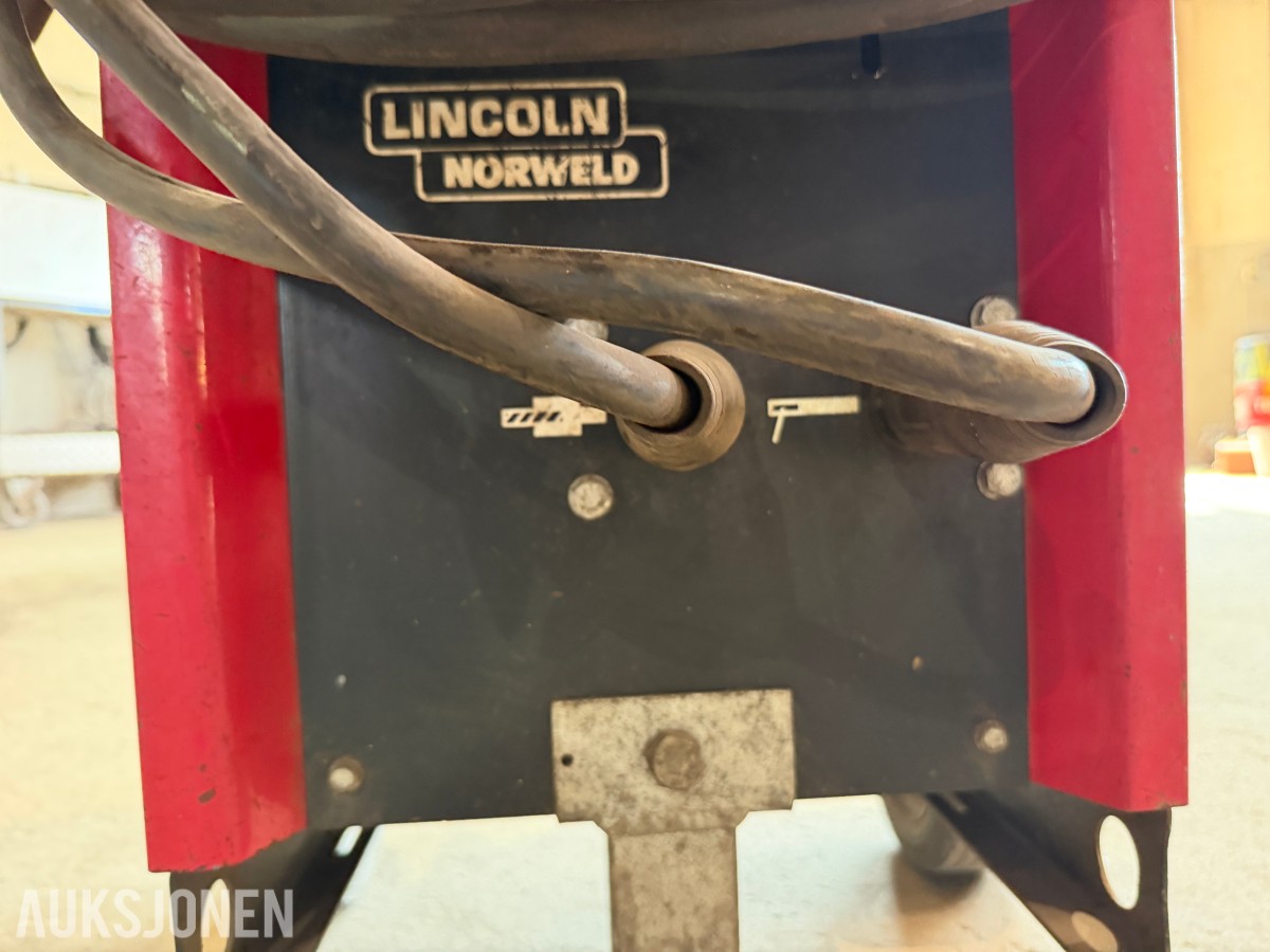 Lincoln Norweld IT 330 elektrodesveiseapparat / pinnesveiseapparat – 330 A