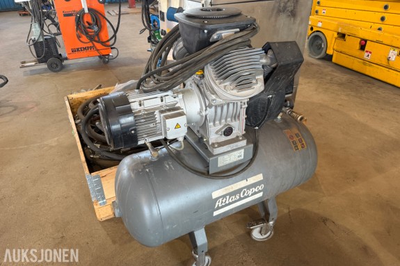 Atlas Copco E 22-10-120 stempelkompressor – 120 liter / 10 bar / 2,2 kW
