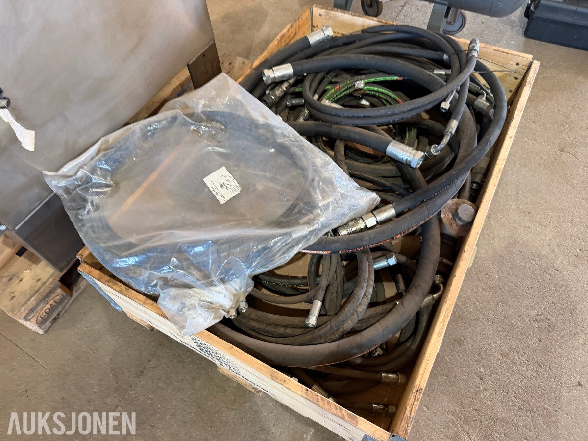 Lott med diverse hydraulikkslanger 1/4