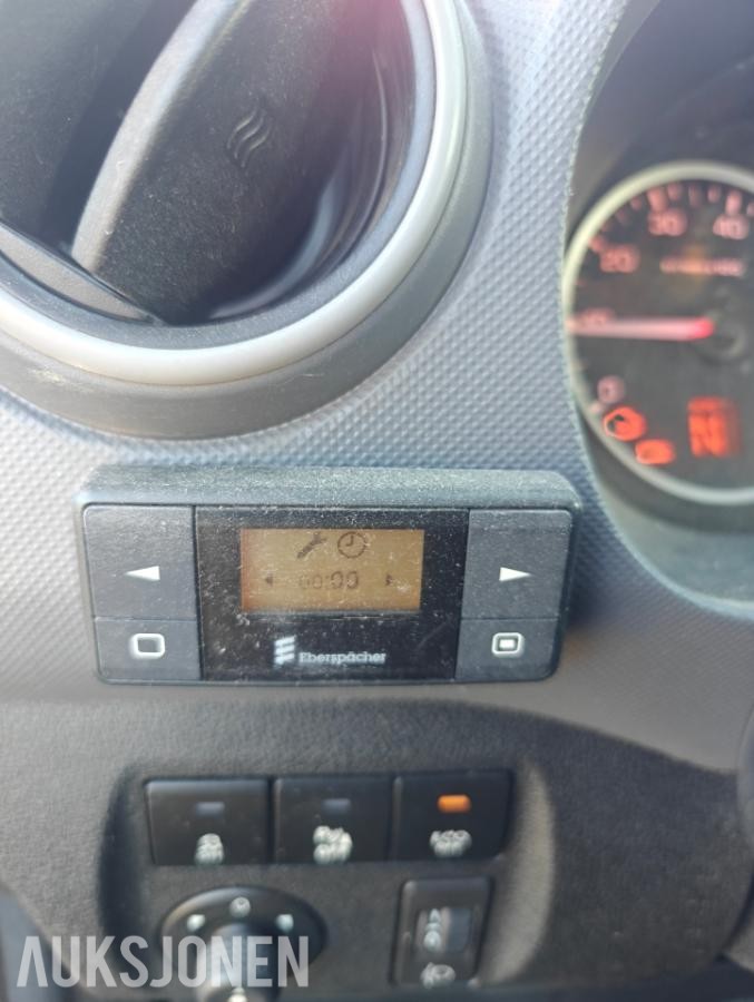 2016 Peugeot Partner 1.6-99 D - Km: 107788