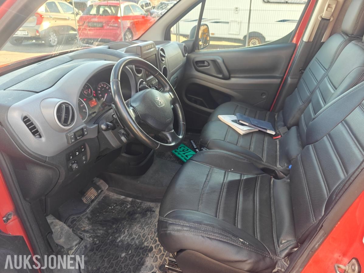 2016 Peugeot Partner 1.6-99 D - Km: 107788