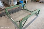Hydraulisk butterfly-/vendeanlegg for veggelementer