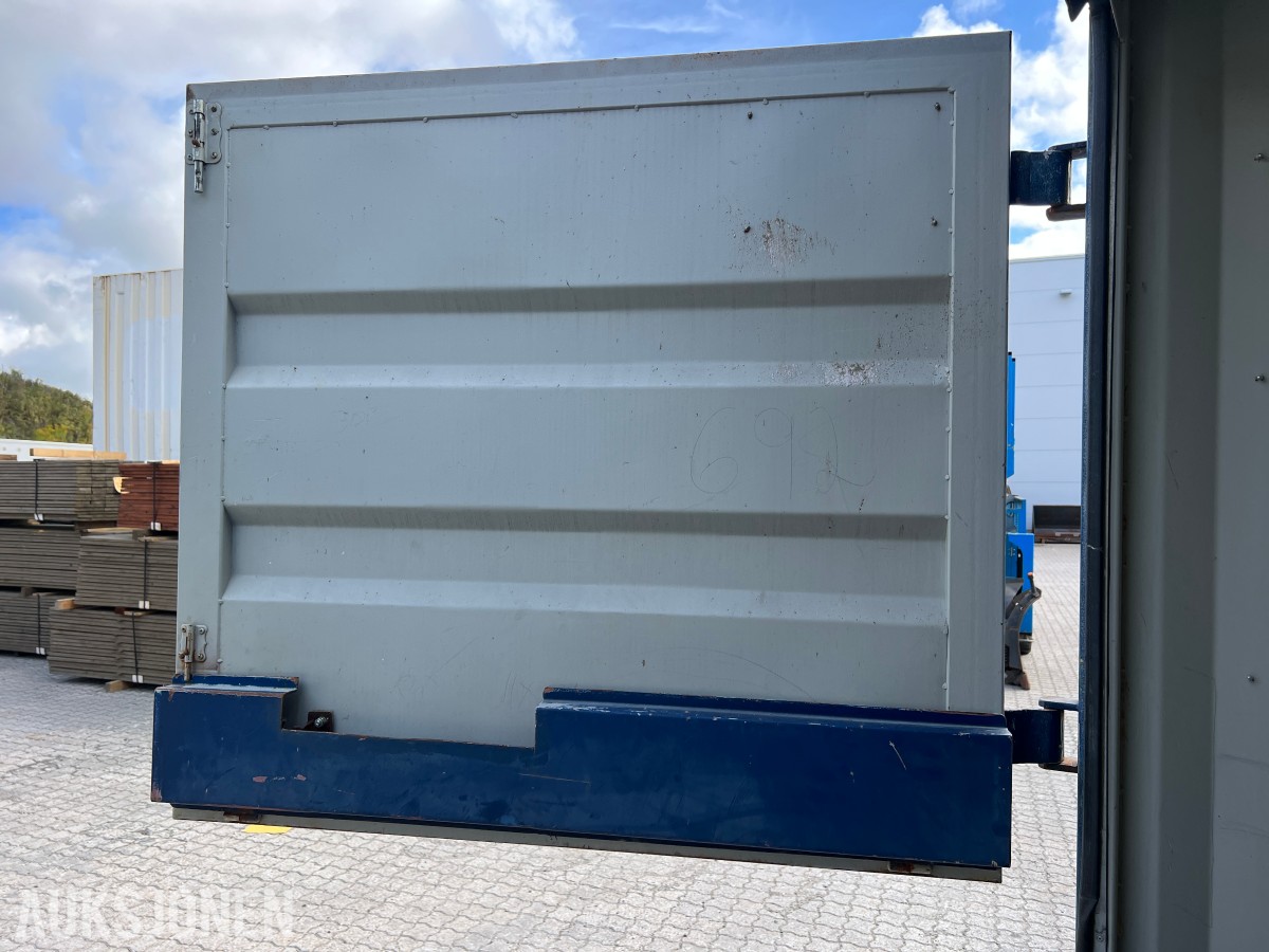 15 fot sagcontainer med Ernex gjerdesag