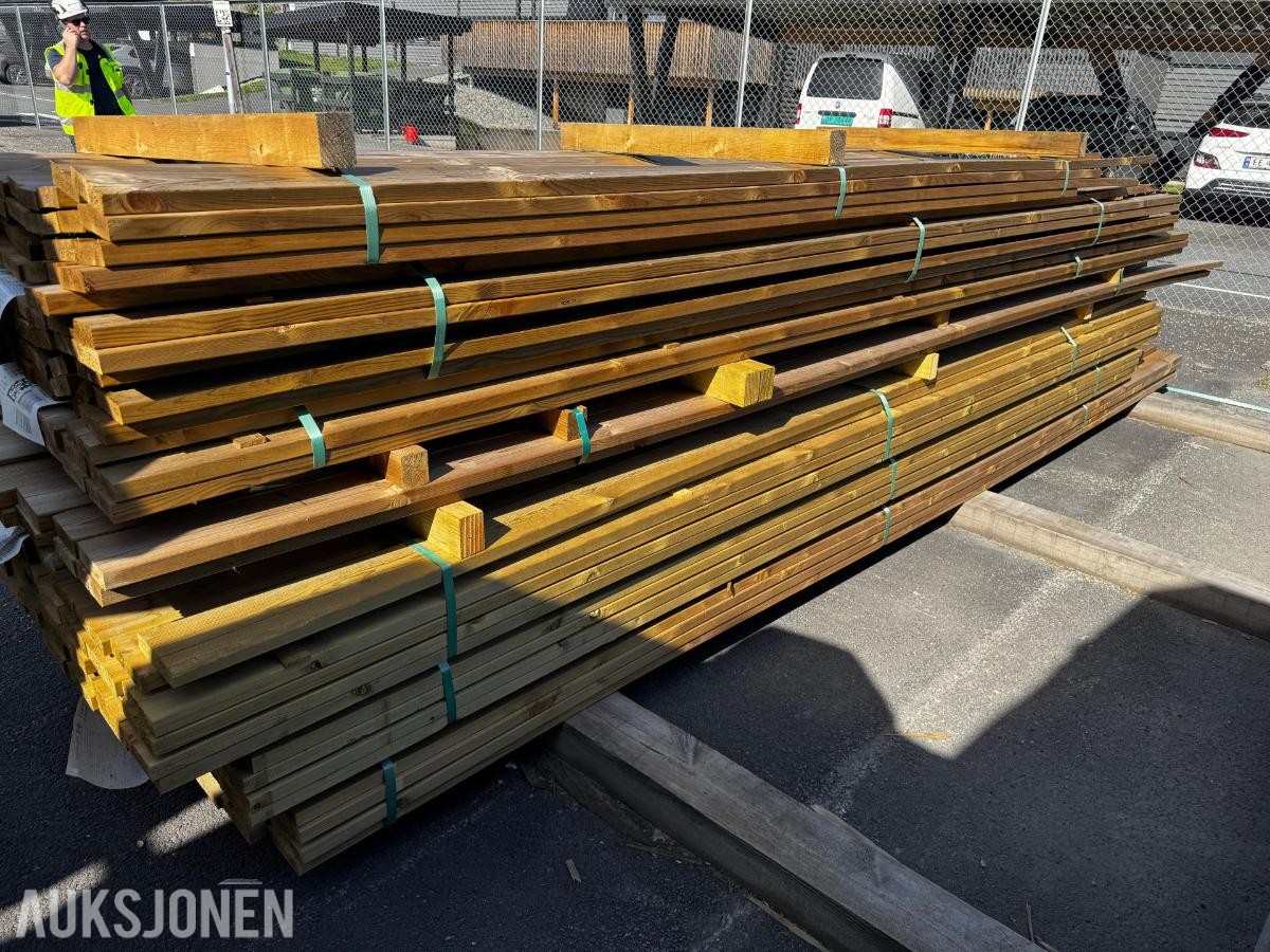 Impregnerte terrassebord 28x120 mm 975,8 Meter