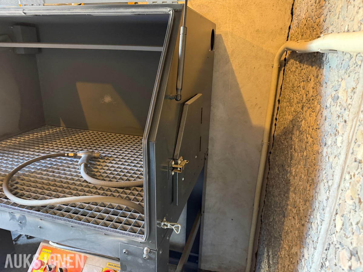 Kraemer PK900E 900L sandblåsekabinett med støvavsug