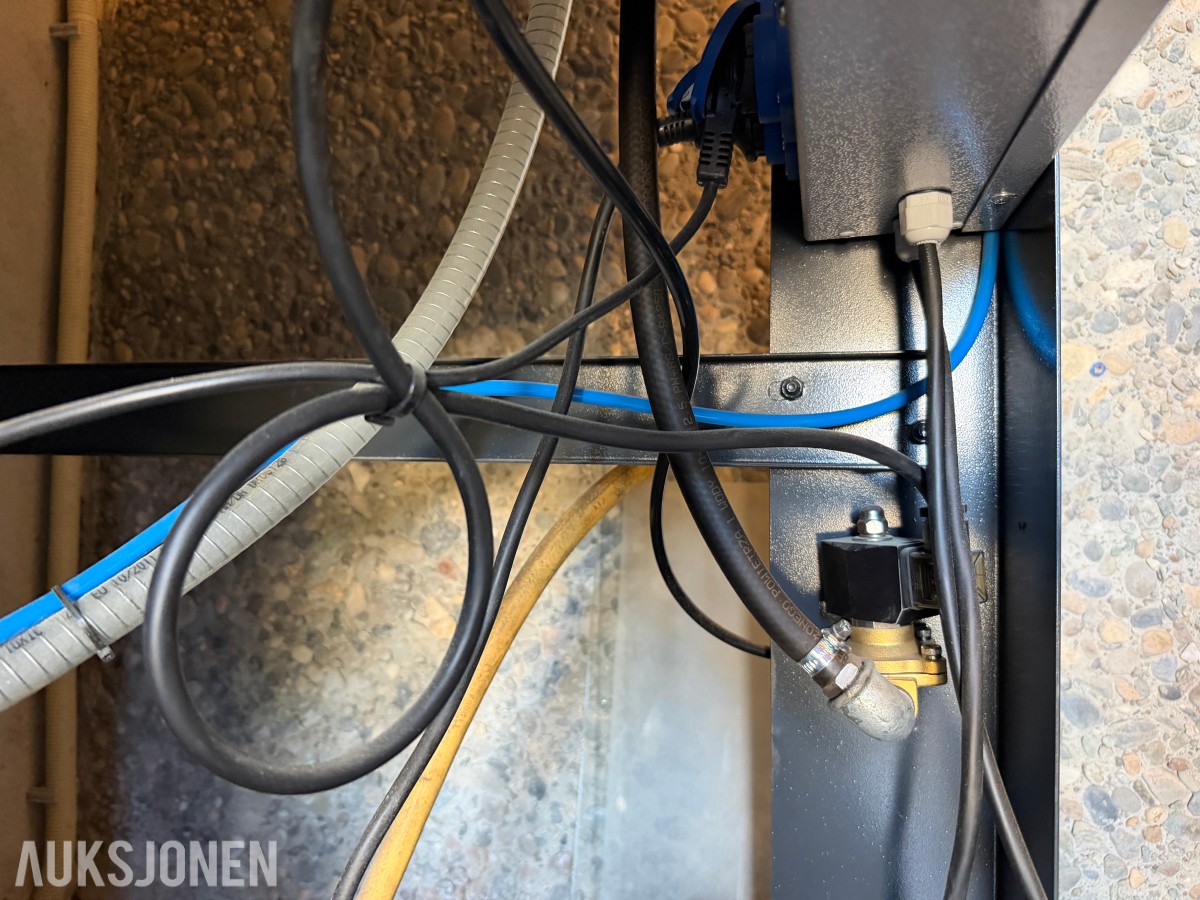 Kraemer PK900E 900L sandblåsekabinett med støvavsug