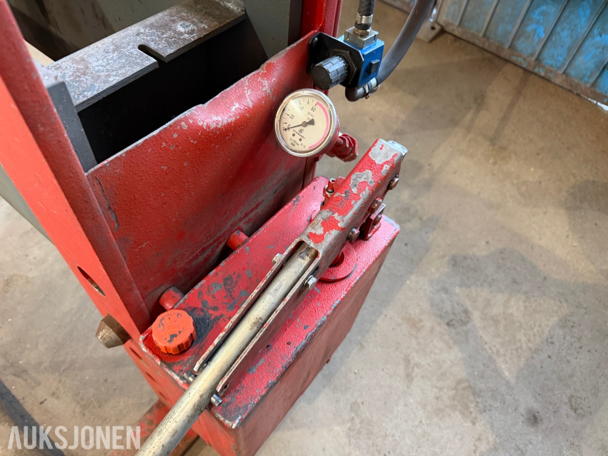 Stenhøj 60 tonn hydraulisk verkstedpresse – 600 kN