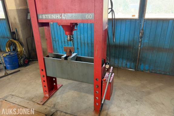 Stenhøj 60 tonn hydraulisk verkstedpresse – 600 kN