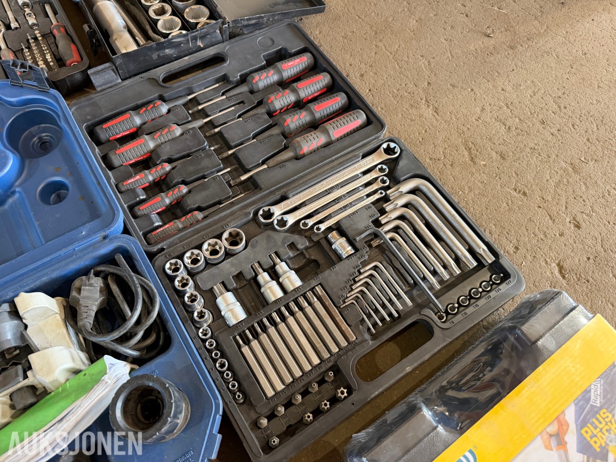 Verktøylott - Gjennomføringsnippelsett / Varmepistol / Torx-sett / Bor-sliper / 2x Skrallesett