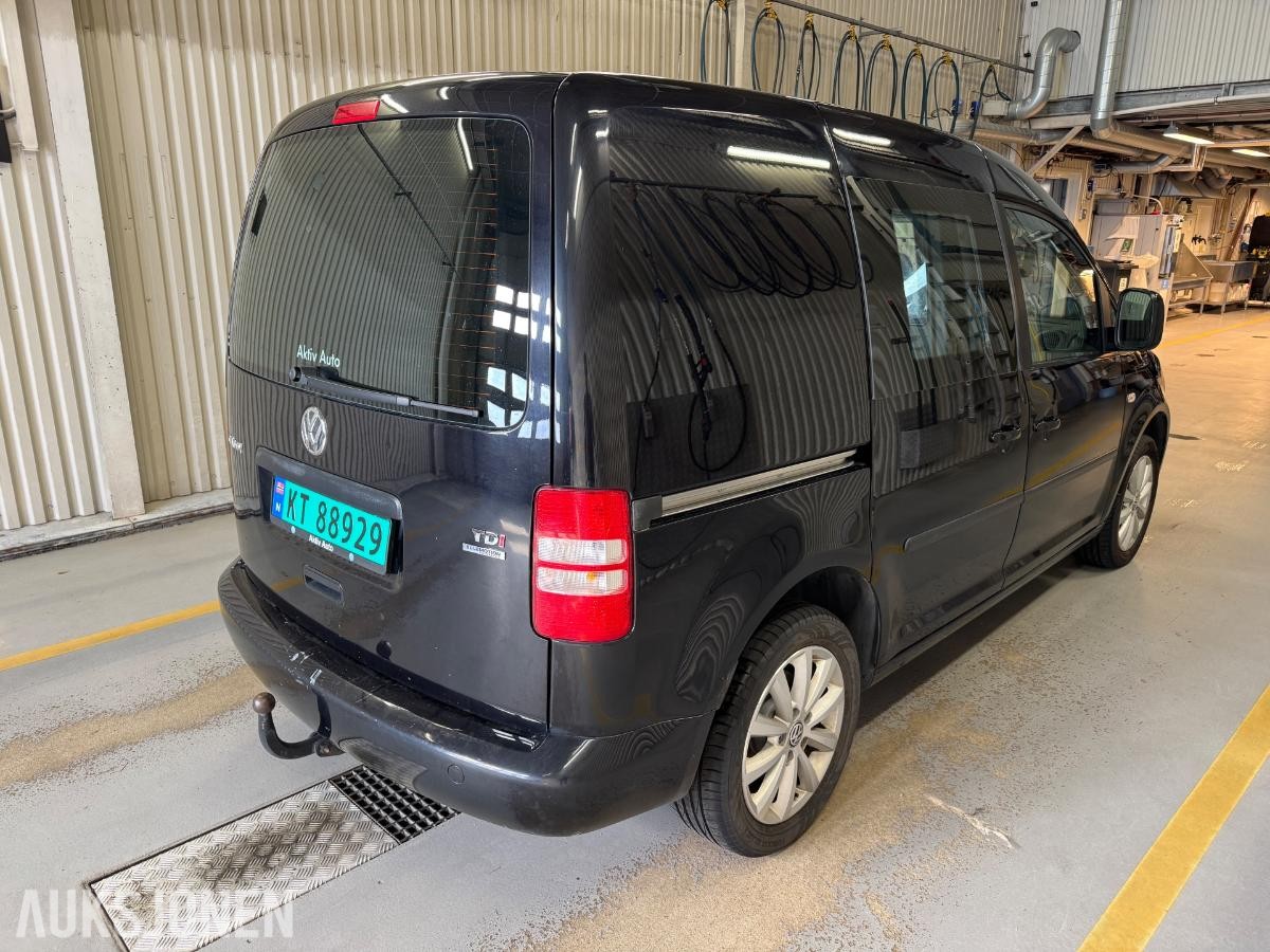 2015 Volkswagen Caddy 1.6-102 D / EU-ok / 82986km