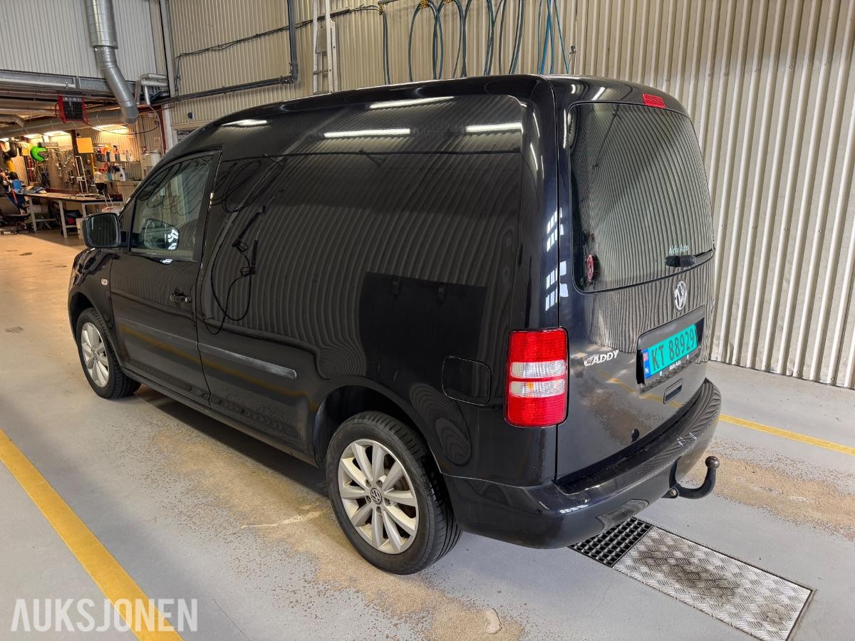 2015 Volkswagen Caddy 1.6-102 D / EU-ok / 82986km