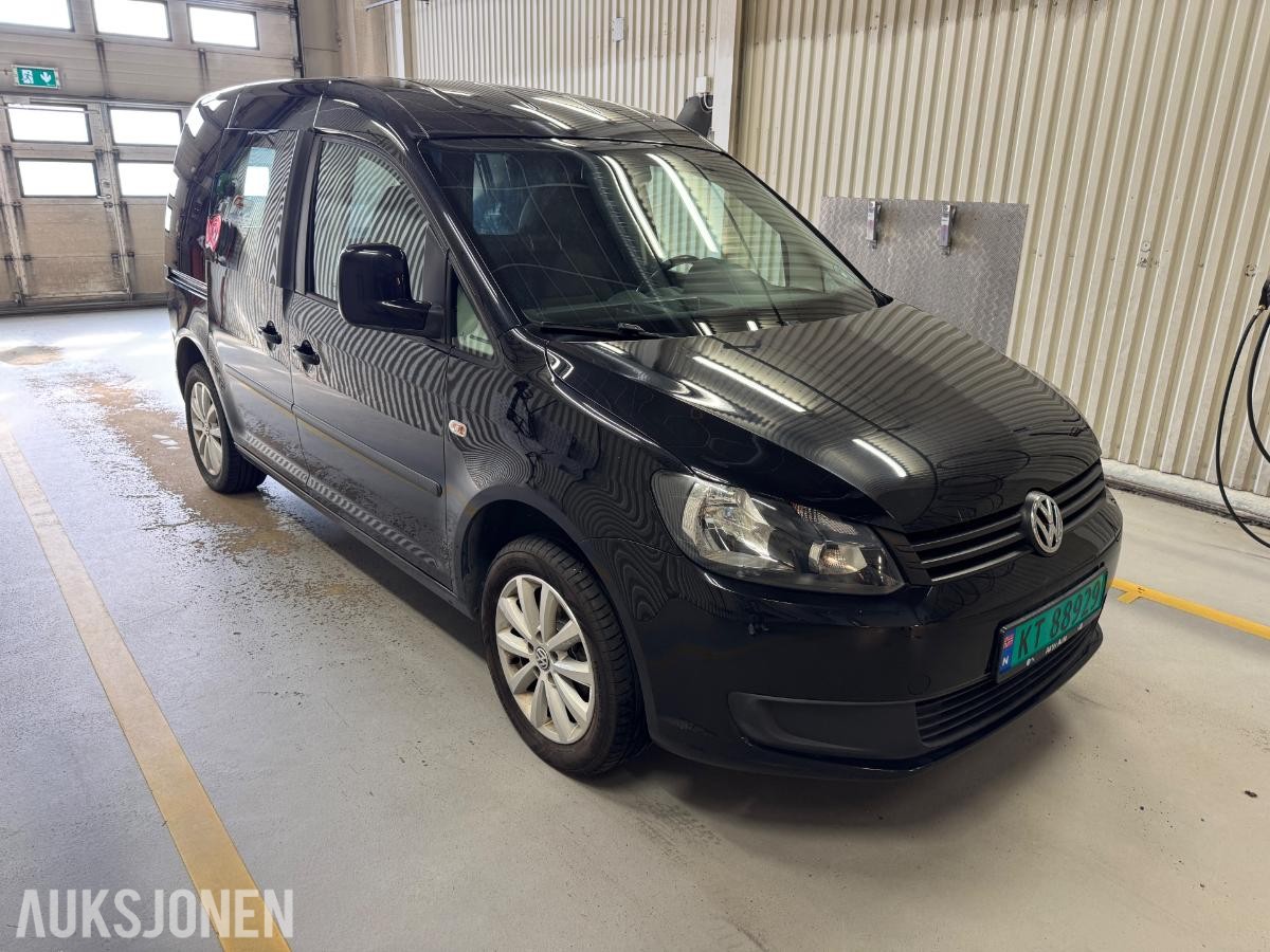 2015 Volkswagen Caddy 1.6-102 D / EU-ok / 82986km