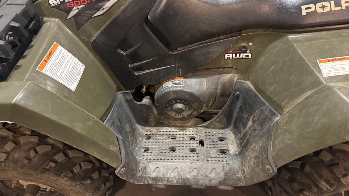 2010 Polaris Sportsman 800 6X6 1308km m/ - vinsj og lasteplan 