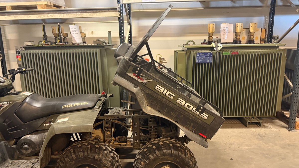2010 Polaris Sportsman 800 6X6 1308km m/ - vinsj og lasteplan 