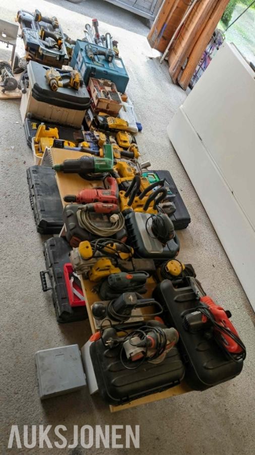 Stor samling med verktøy - dewalt, paslode, fine, +++