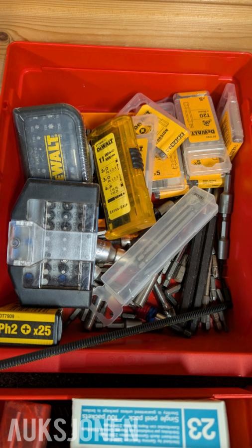 Stor samling med verktøy - dewalt, paslode, fine, +++