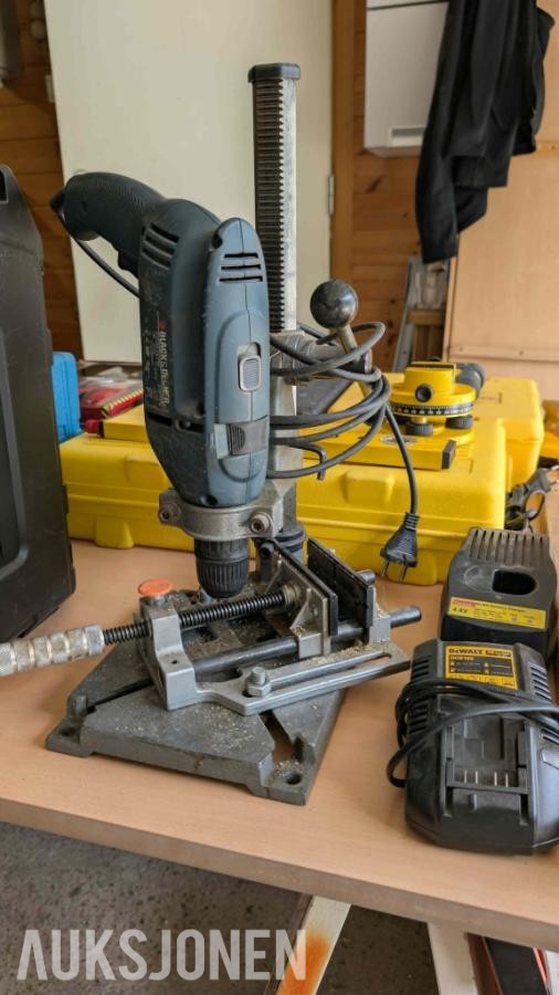 Stor samling med verktøy - dewalt, paslode, fine, +++